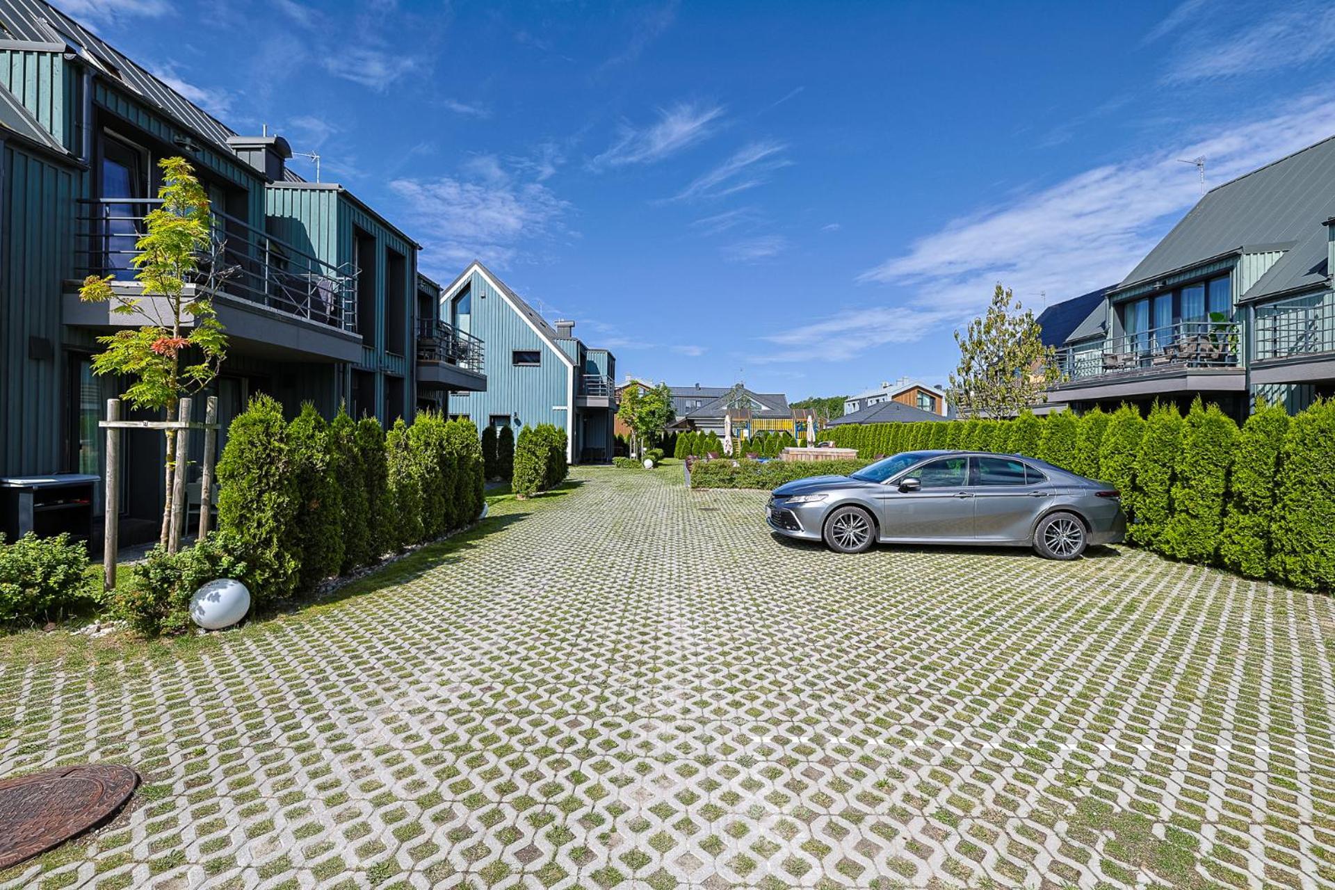 Green Shine Apartment, By Cohost Palanga Exteriér fotografie